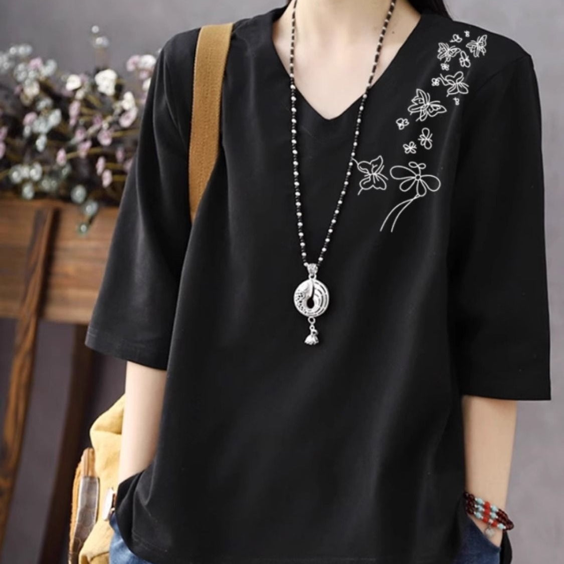 【M-4XL】復古簡約寬鬆印花V領七分袖T恤 M 黑色 花朵 遮肉 休閑 森系 常規 一般 套頭 封閉式背 自然骨架 商務參會 春夏秋 假日/出外 居家 日常 秋 夏 春 春夏 春秋 聚酯纖維