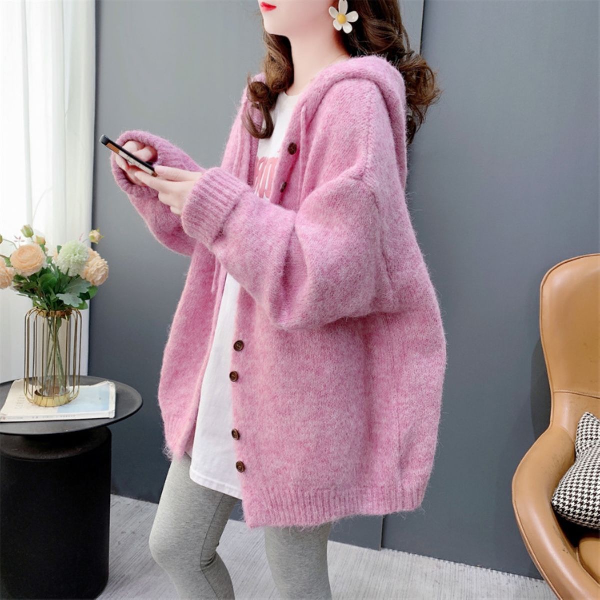 【全3色】慵懶風純色連帽針織外套 3XL 粉色 素面 聚酯纖維 長袖 簡約 時尚 休閑 常規 紐扣 秋 冬 單排扣 封閉式背 高級感 假日/出外
