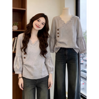 百搭不挑上衣蕾絲邊V領正肩襯衫 5XL 灰色 素面 長袖 柔軟 不變形 高透氣 修身 20-30代 紐扣 套頭 交叉領 聚酯纖維 一般 拼接 常規 泡泡袖 燈籠袖 復古 休閑 大碼裝 中國風 春秋 秋冬 秋