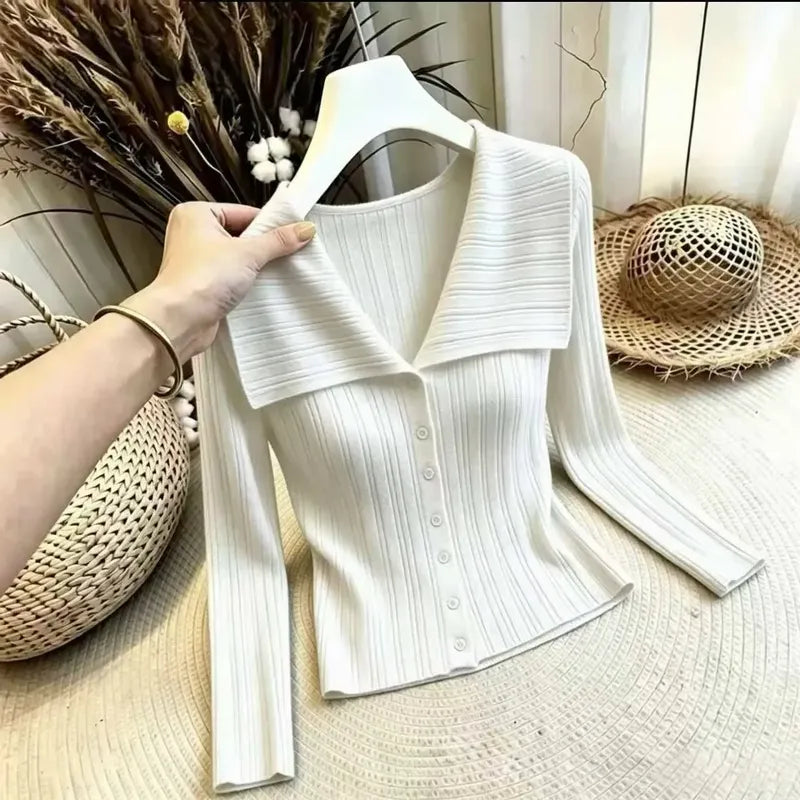 本季熱銷款大翻領修身單排扣長袖針織衫 L 黑色 素面 簡約 韓版 常規 紐扣 短款 20-30代 顯瘦 溫柔氛圍感 春秋 秋冬 秋