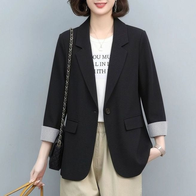 時尚休閒翻領七分袖西裝外套 S 黑色 撞色 紐扣 辦公室 日常 商務 通勤 寬鬆感 遮肉 顯瘦 微寬鬆款 直筒 20-40代 單排扣 休閑 一般 有口袋 拼接 常規 卷袖 辦公室休閒 清爽幹練 聚酯纖維 春秋 春 秋